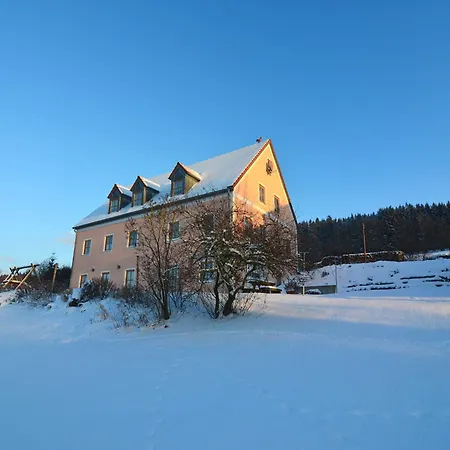 Spacious In Schoensee With Sauna *